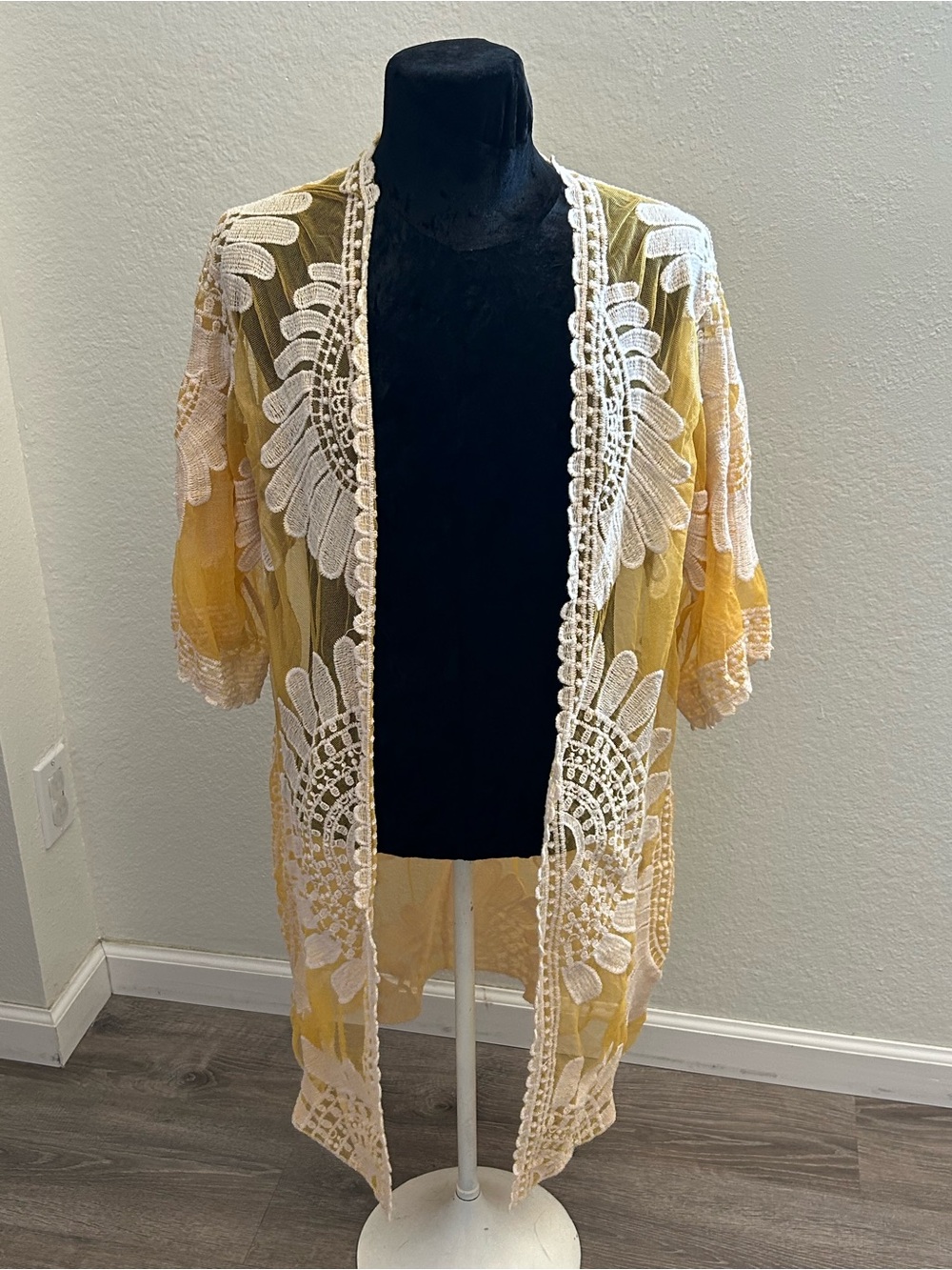 Ember Yellow Lace Crochet Kimono Size XL